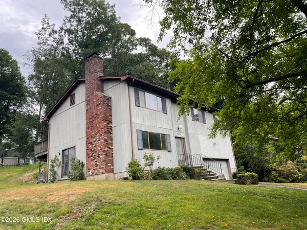 $1,450,000 | 21 Windsor Lane, Cos Cob, CT 06807