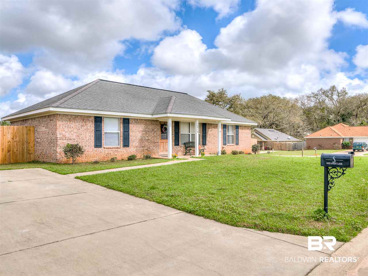 16929 Avery Lane Foley, AL 36535 - Photo 3 of 31