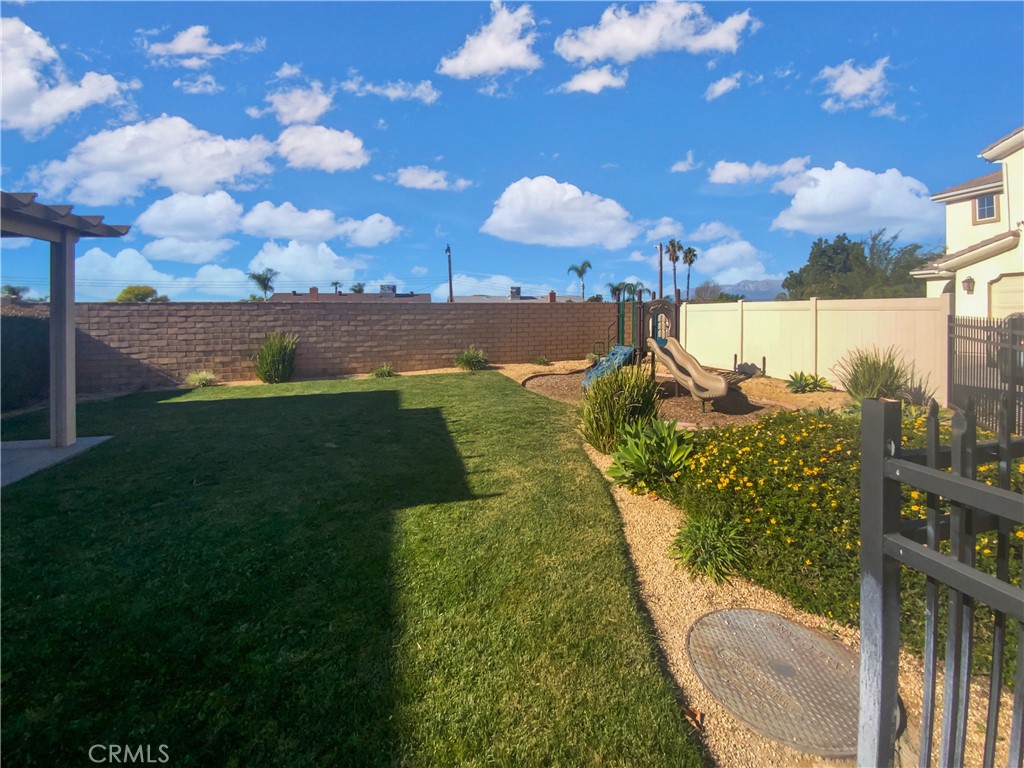 12420 Tesoro Court Grand Terrace, CA 92313 - Photo 41 of 43 a view of a city