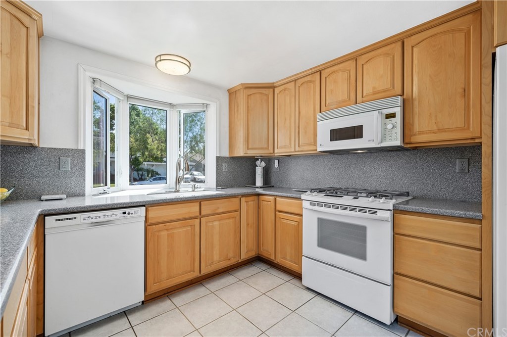 9685 Doreen Drive Cypress, CA 90630 - Photo 17 of 46