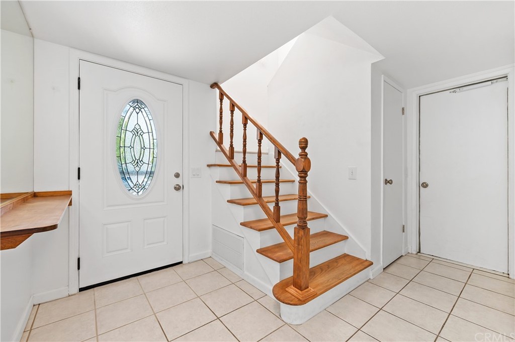 9685 Doreen Drive Cypress, CA 90630 - Photo 6 of 46