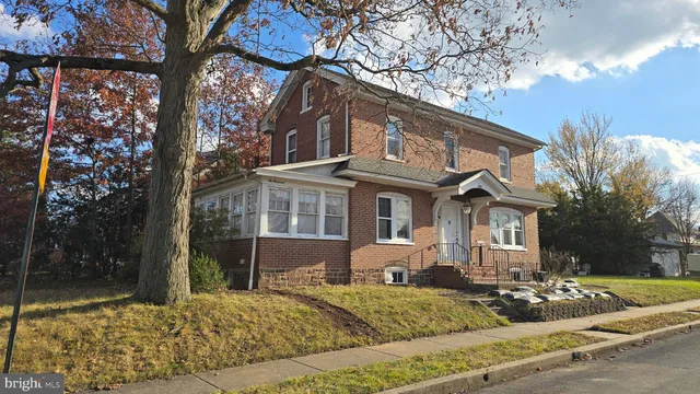 $410,000 | 200 East 5th Street, Lansdale, PA 19446