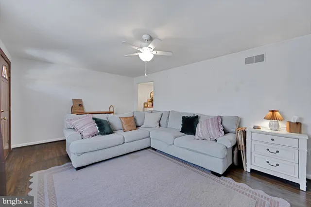 $275,000 | 2800 Hialeah Court, York, PA 17408