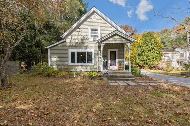 $399,900 | 6 North Road, Foster, RI 02825