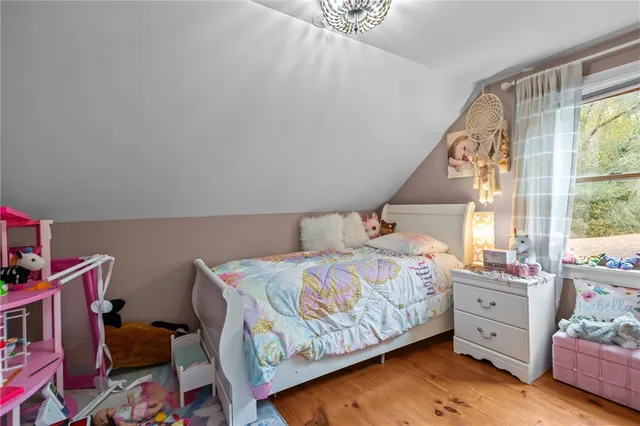 $399,900 | 6 North Road, Foster, RI 02825