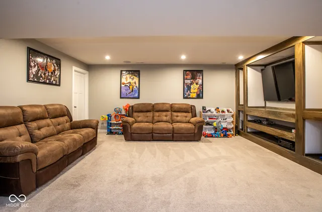 $430,000 | 7128 Verwood Court, Plainfield, IN 46168