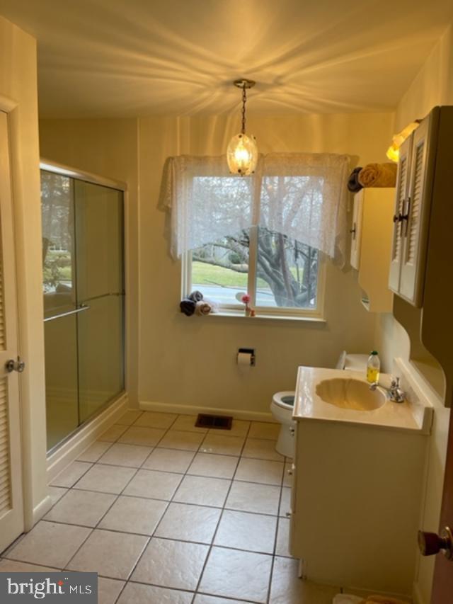 2870 Dutton Mill Road Aston, PA 19014 - Photo 14 of 18 Lots of Natural Light