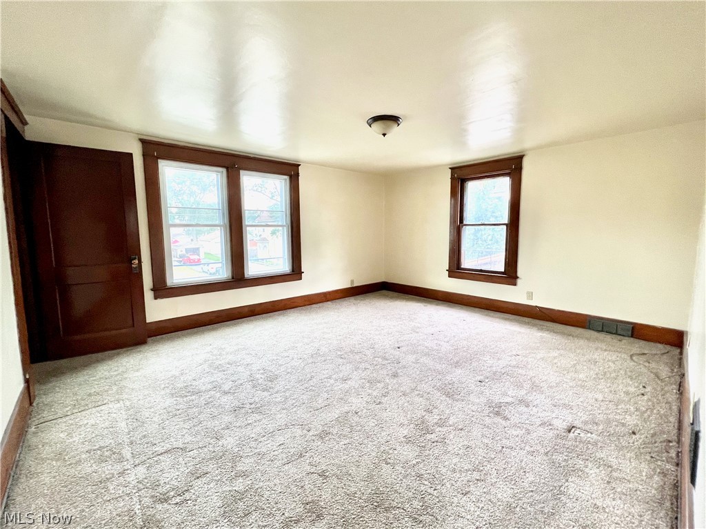 500 6th Street Struthers, OH 44471 - Photo 7 of 14 Gallery Image 7