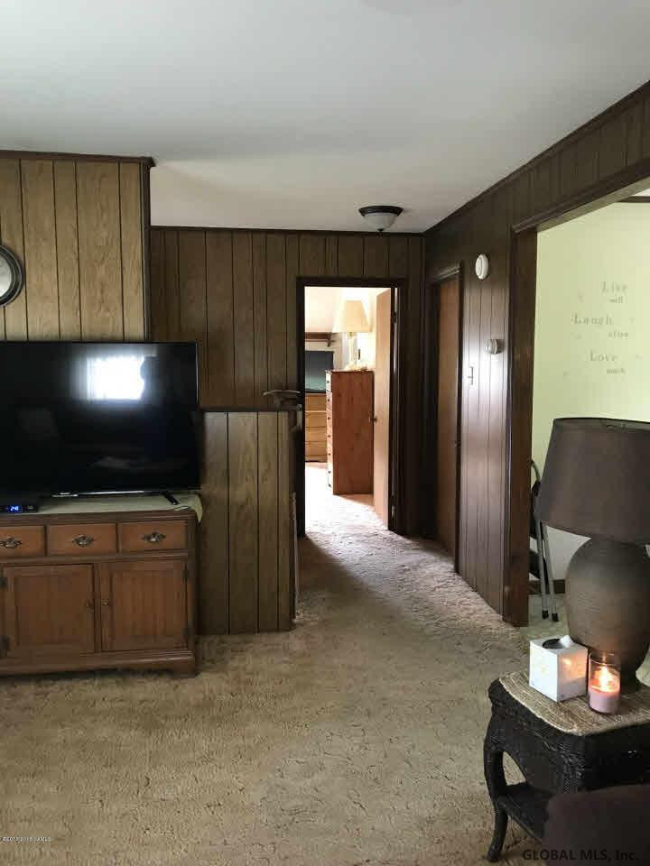 386 Gansevoort Road Moreau, NY 12828 - Photo 4 of 11 Photo 4