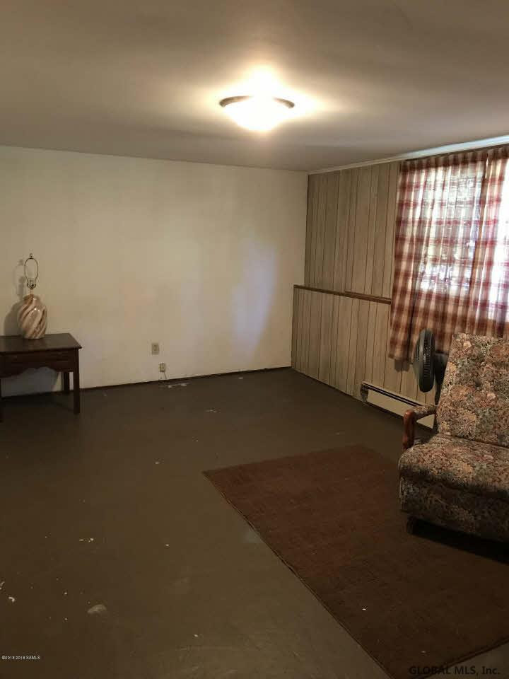 386 Gansevoort Road Moreau, NY 12828 - Photo 8 of 11 Photo 8