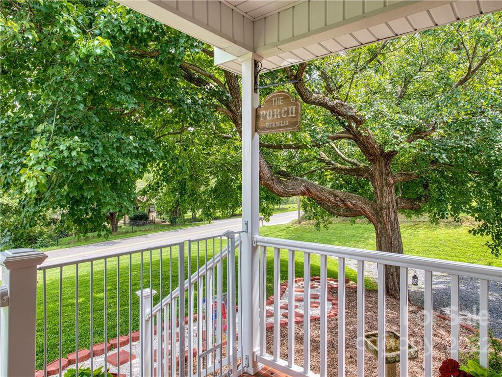1239 Beaverdam Road Canton, NC 28716 - Photo 7 of 30