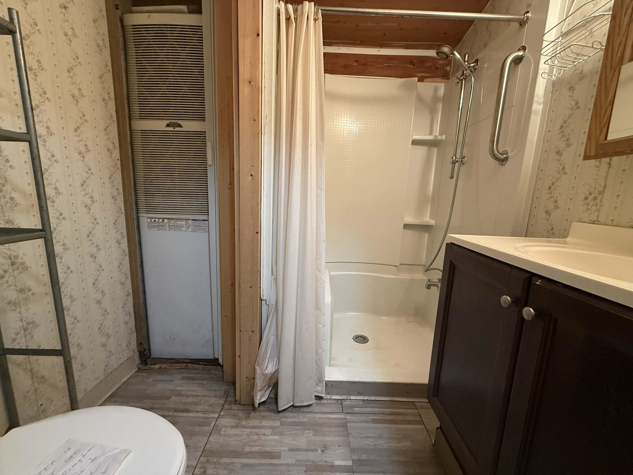 2829 4th Oxford, WI 53952 - Photo 15 of 27