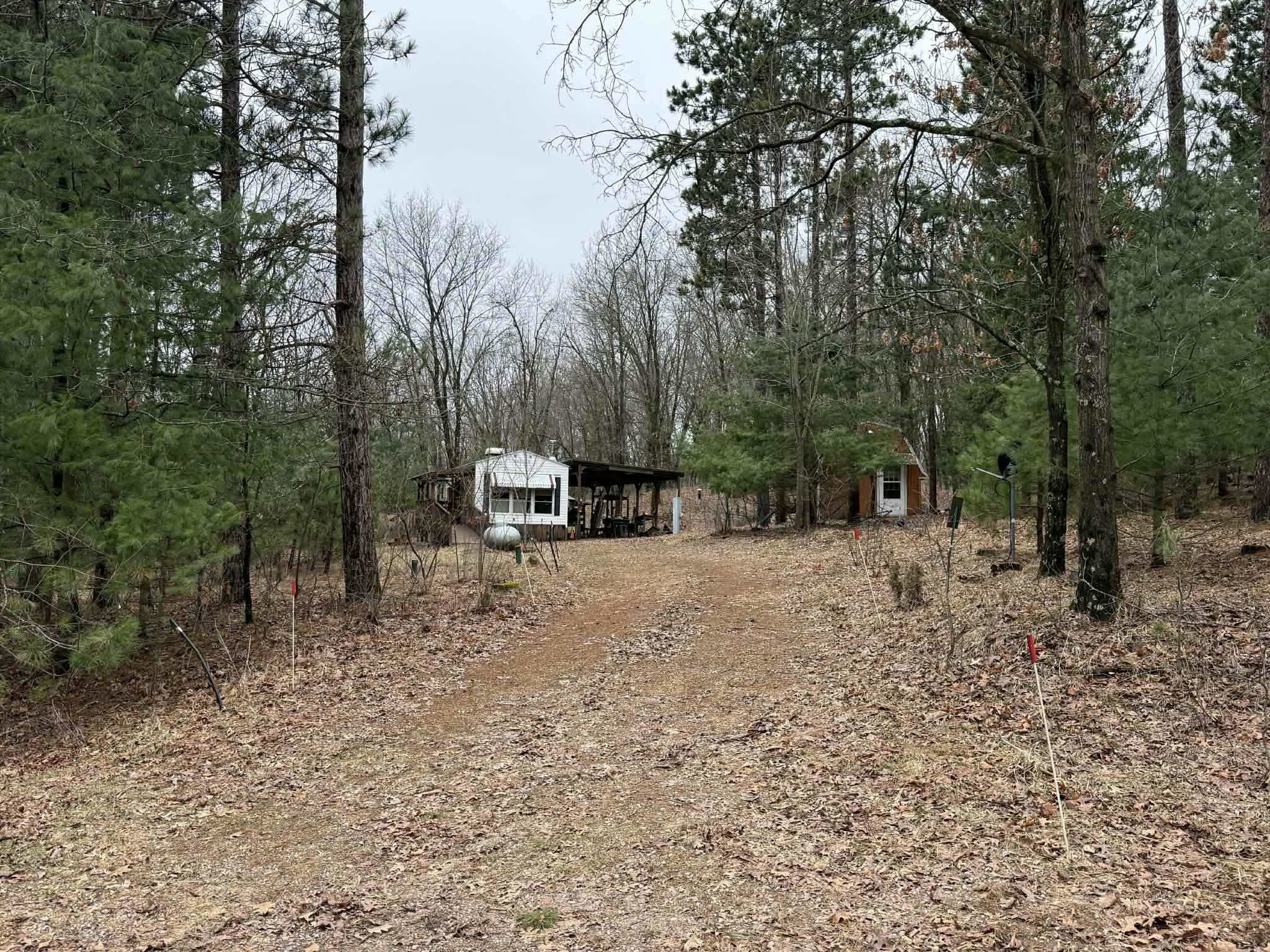 2829 4th Oxford, WI 53952 - Photo 2 of 27