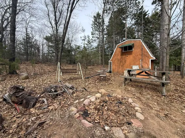 $69,900 | 2829 4th, Oxford, WI 53952