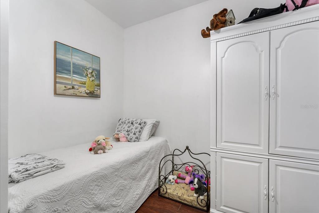 2402 North Ridgewood Avenue Tampa, FL 33602 - Photo 14 of 56