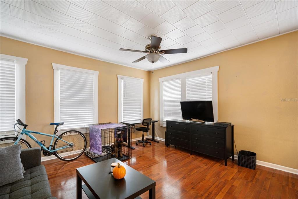 2402 North Ridgewood Avenue Tampa, FL 33602 - Photo 41 of 56