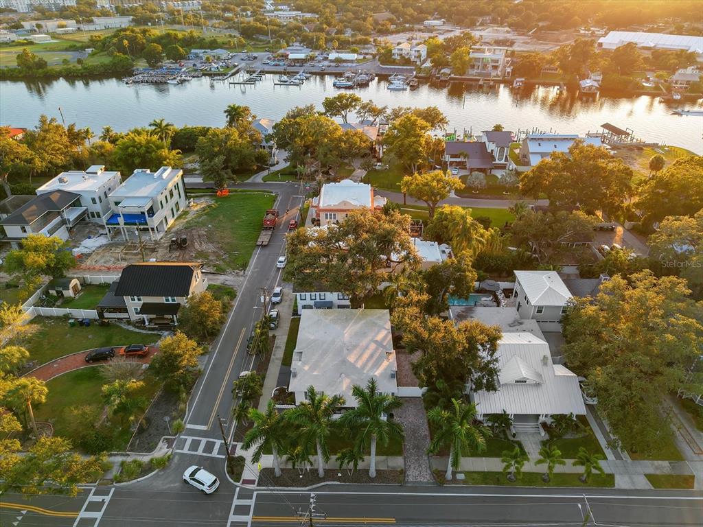 2402 North Ridgewood Avenue Tampa, FL 33602 - Photo 46 of 56