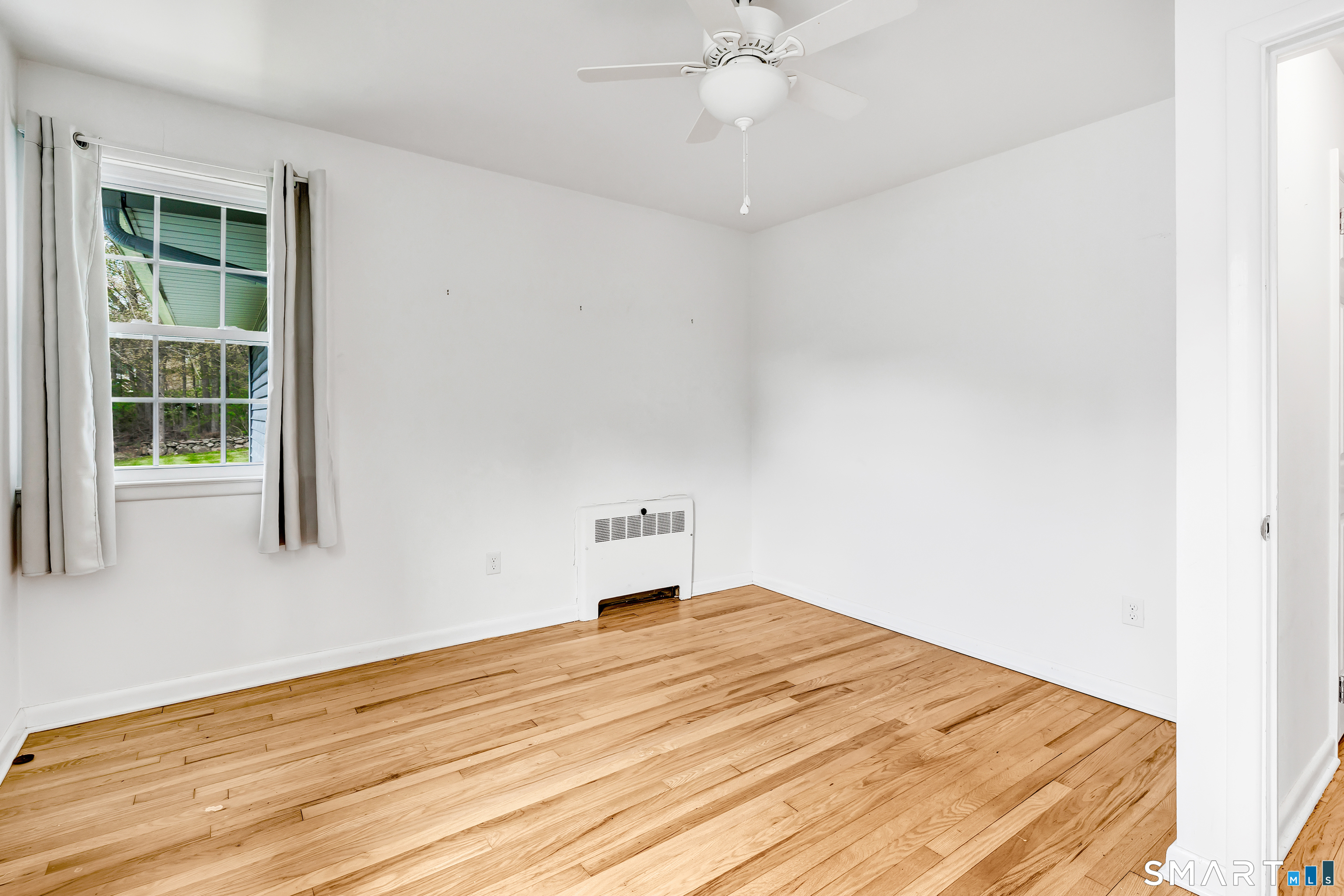 46 Waller Road Bridgeport, CT 06606 - Photo 25 of 33