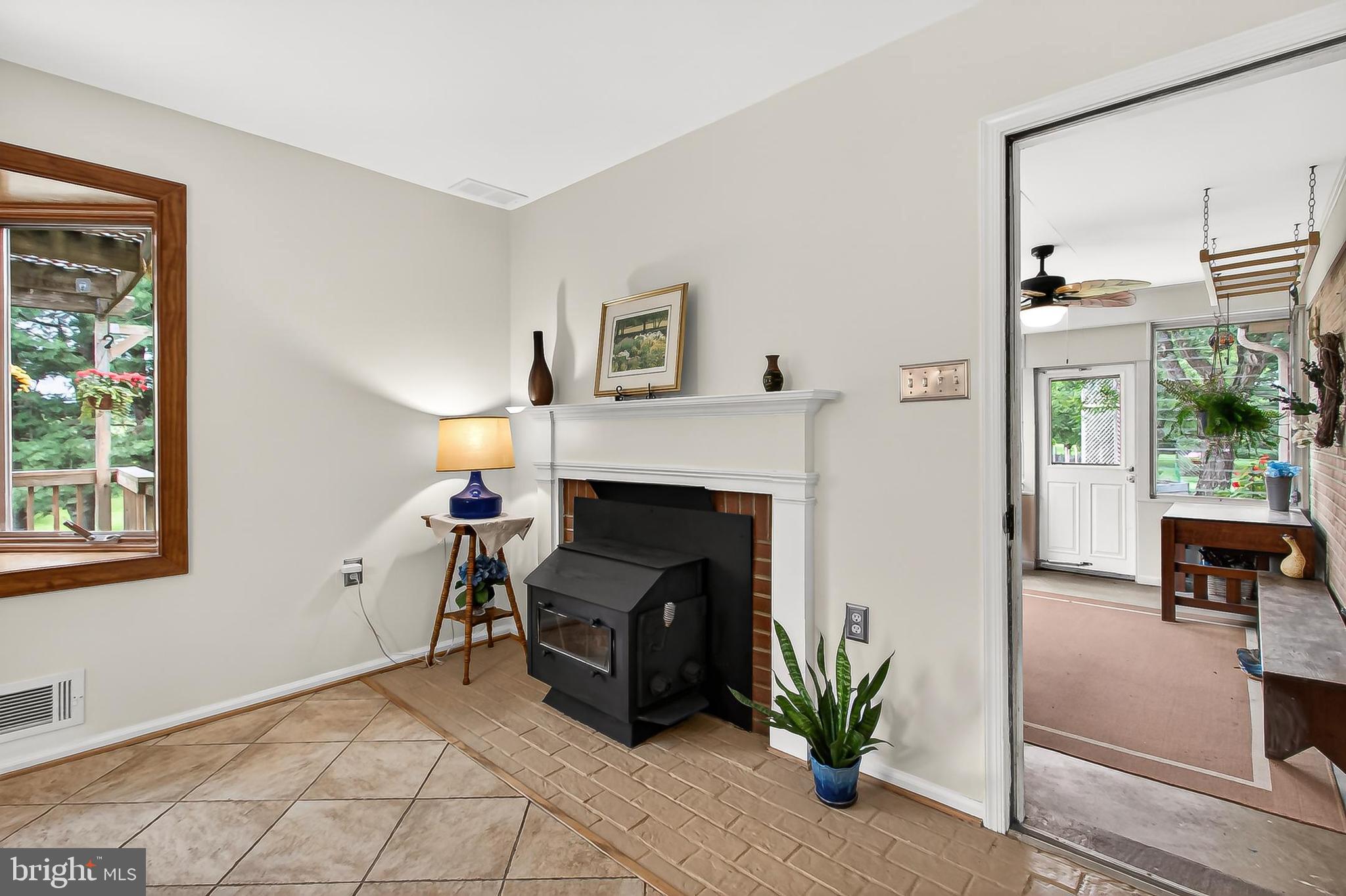 43910 Spinks Ferry Road Leesburg, VA 20176 - Photo 21 of 77