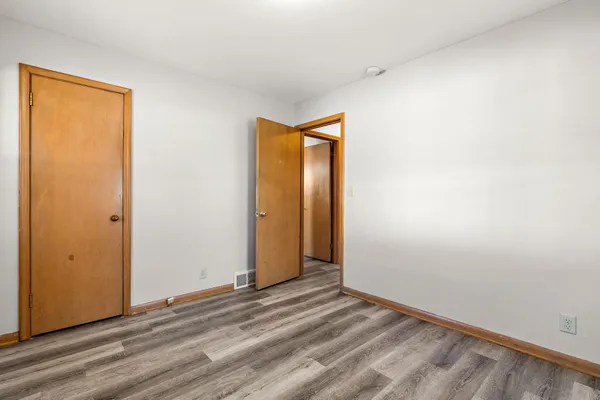 $2,000 | 7616 Xerxes Avenue South, Edina, MN 55423