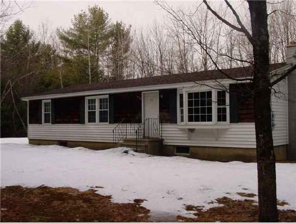142 Seavey Road Belmont, NH 03220 - Photo 1 of 3