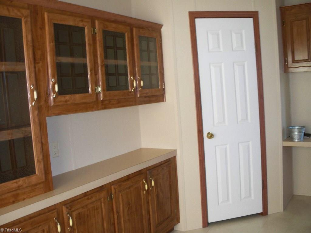 112 Roby's Road King, NC 27021 - Photo 4 of 13