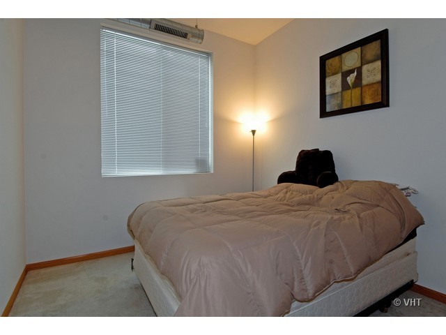 1694 Simms Street, Unit 1694 Aurora, IL 60504 - Photo 11 of 16