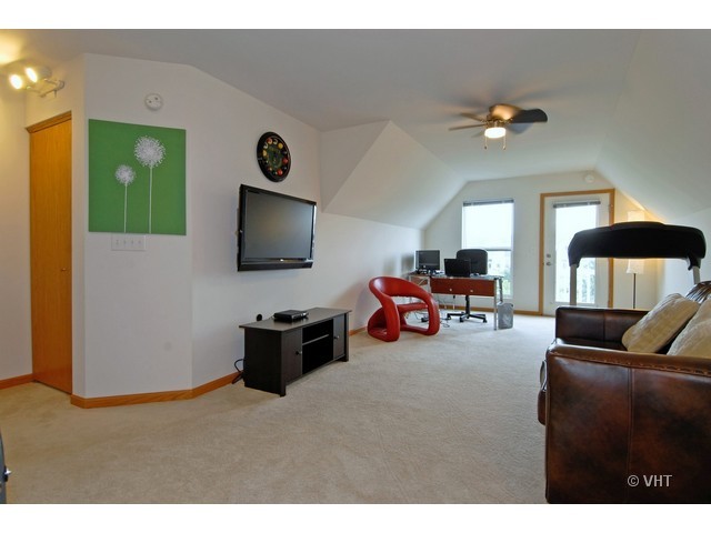 1694 Simms Street, Unit 1694 Aurora, IL 60504 - Photo 8 of 16