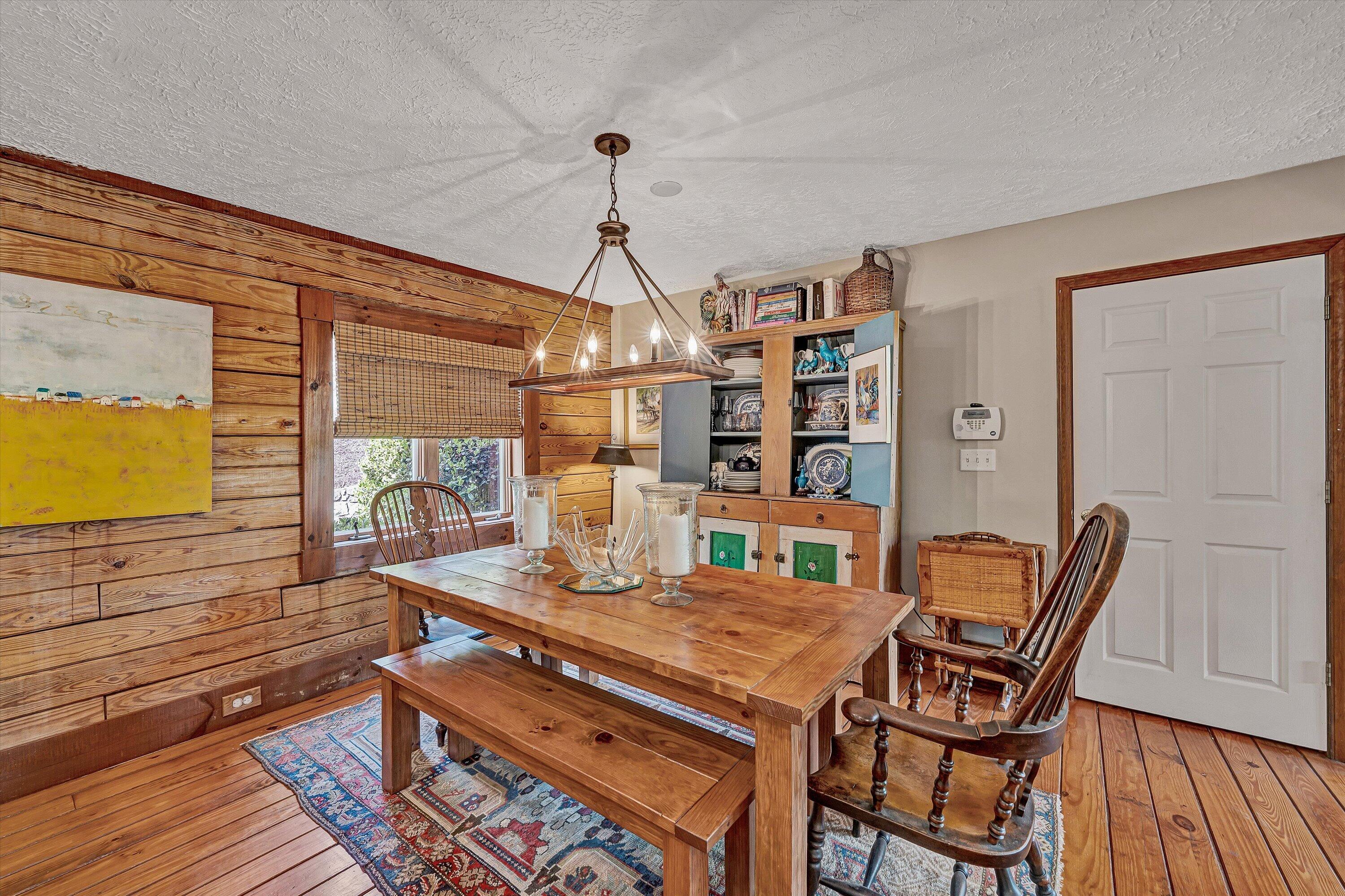 540 Lakeshore Terrace Road Hardy, VA 24101 - Photo 21 of 81 20-DSC00040