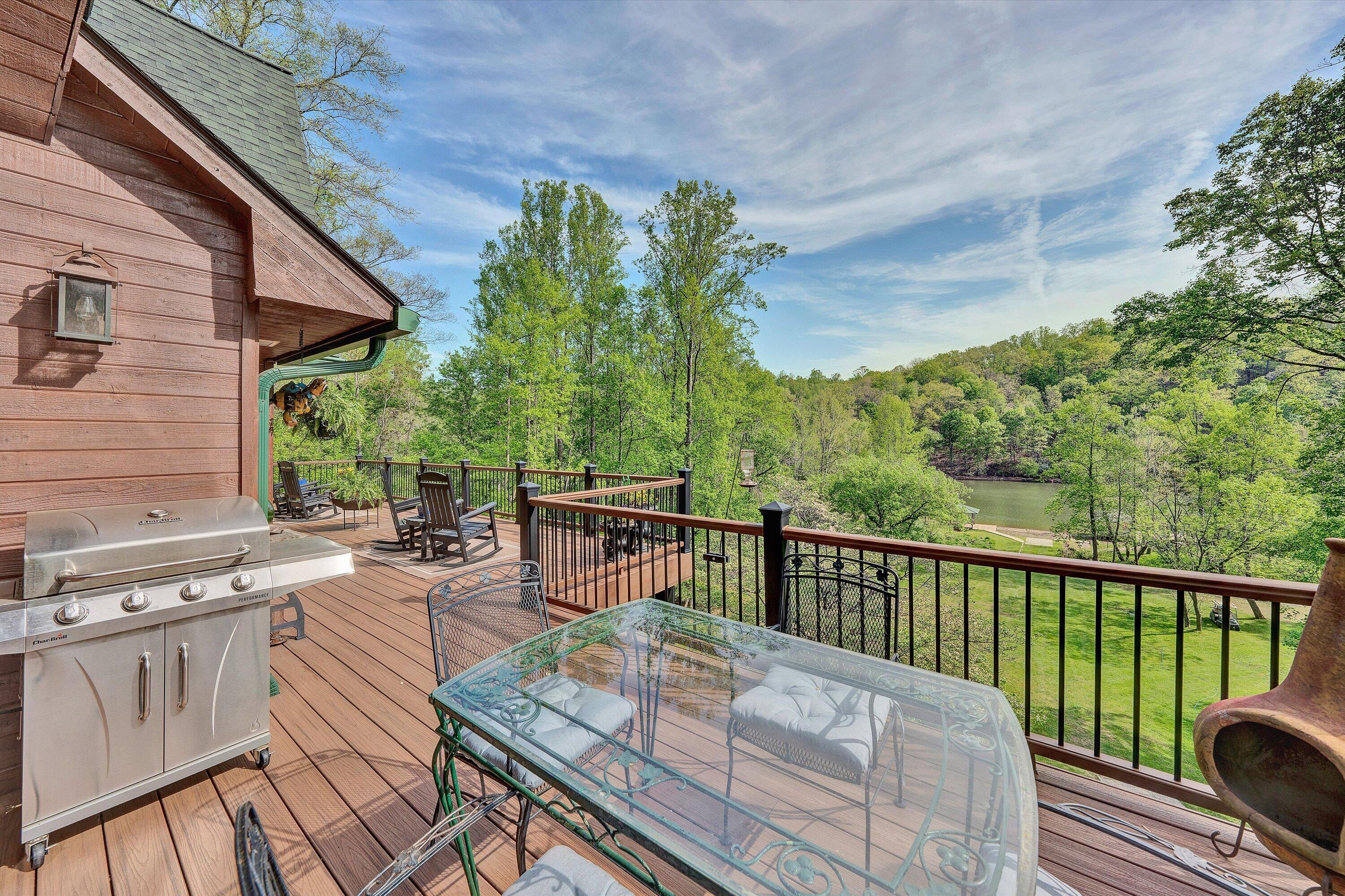 540 Lakeshore Terrace Road Hardy, VA 24101 - Photo 33 of 81 32-DSC00076