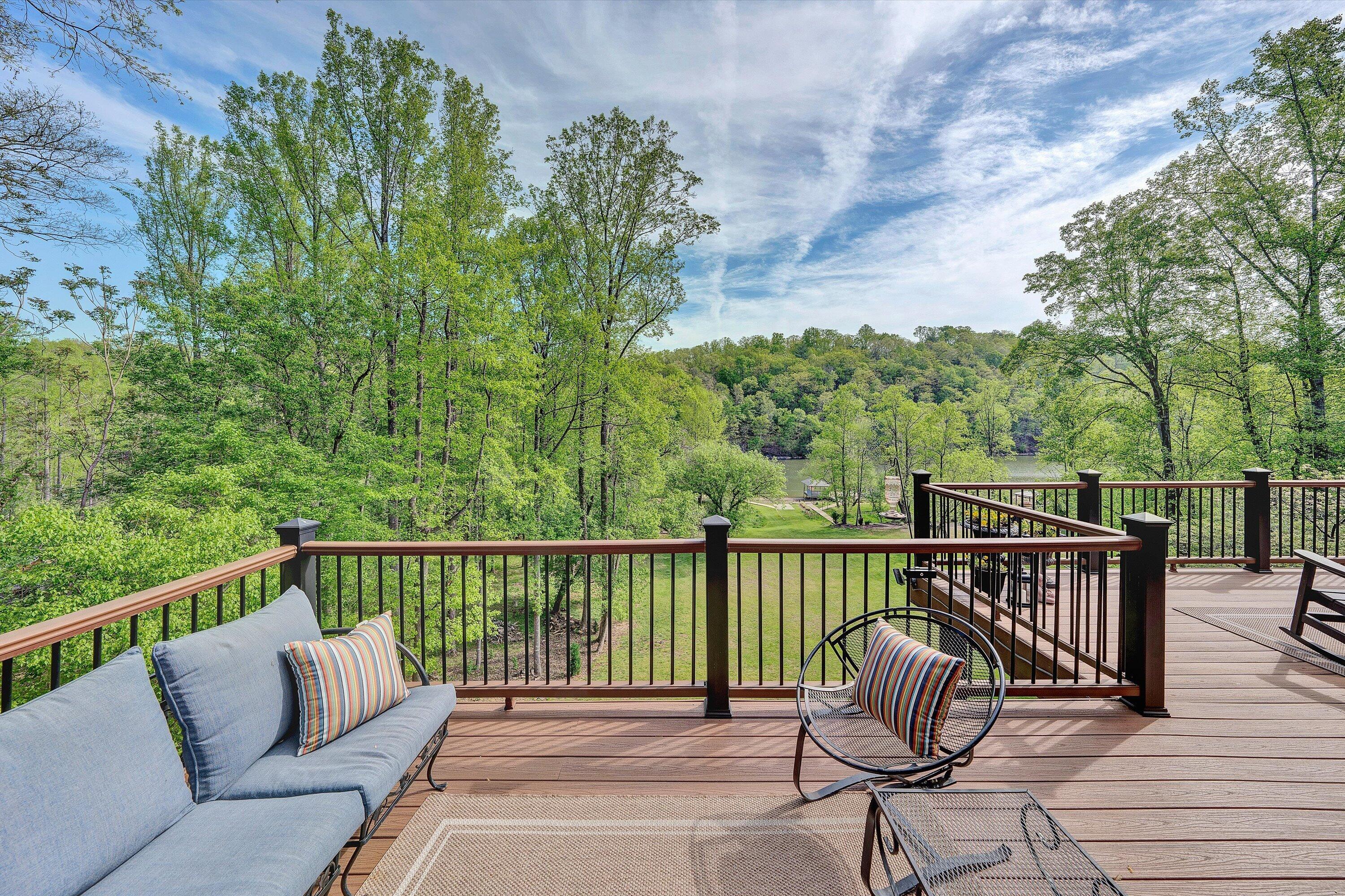 540 Lakeshore Terrace Road Hardy, VA 24101 - Photo 39 of 81 38-DSC00094