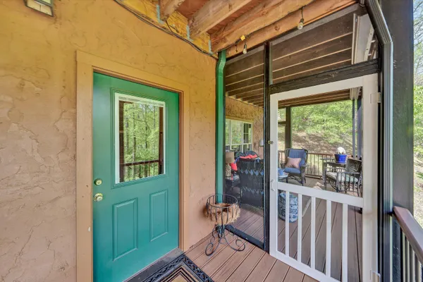 $975,000 | 540 Lakeshore Terrace Road, Hardy, VA 24101