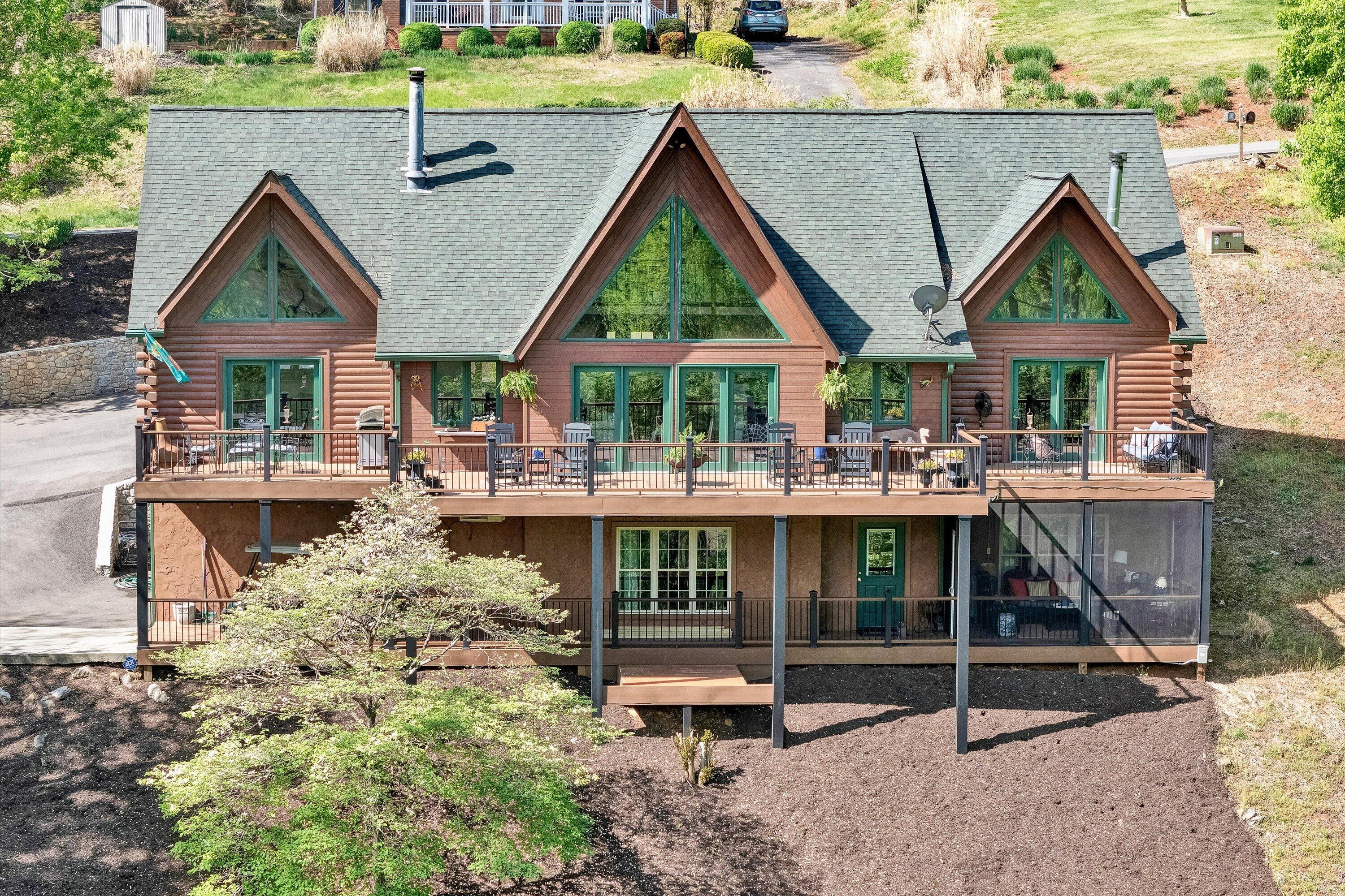 540 Lakeshore Terrace Road Hardy, VA 24101 - Photo 60 of 81 59-DJI_20260416105636_0031