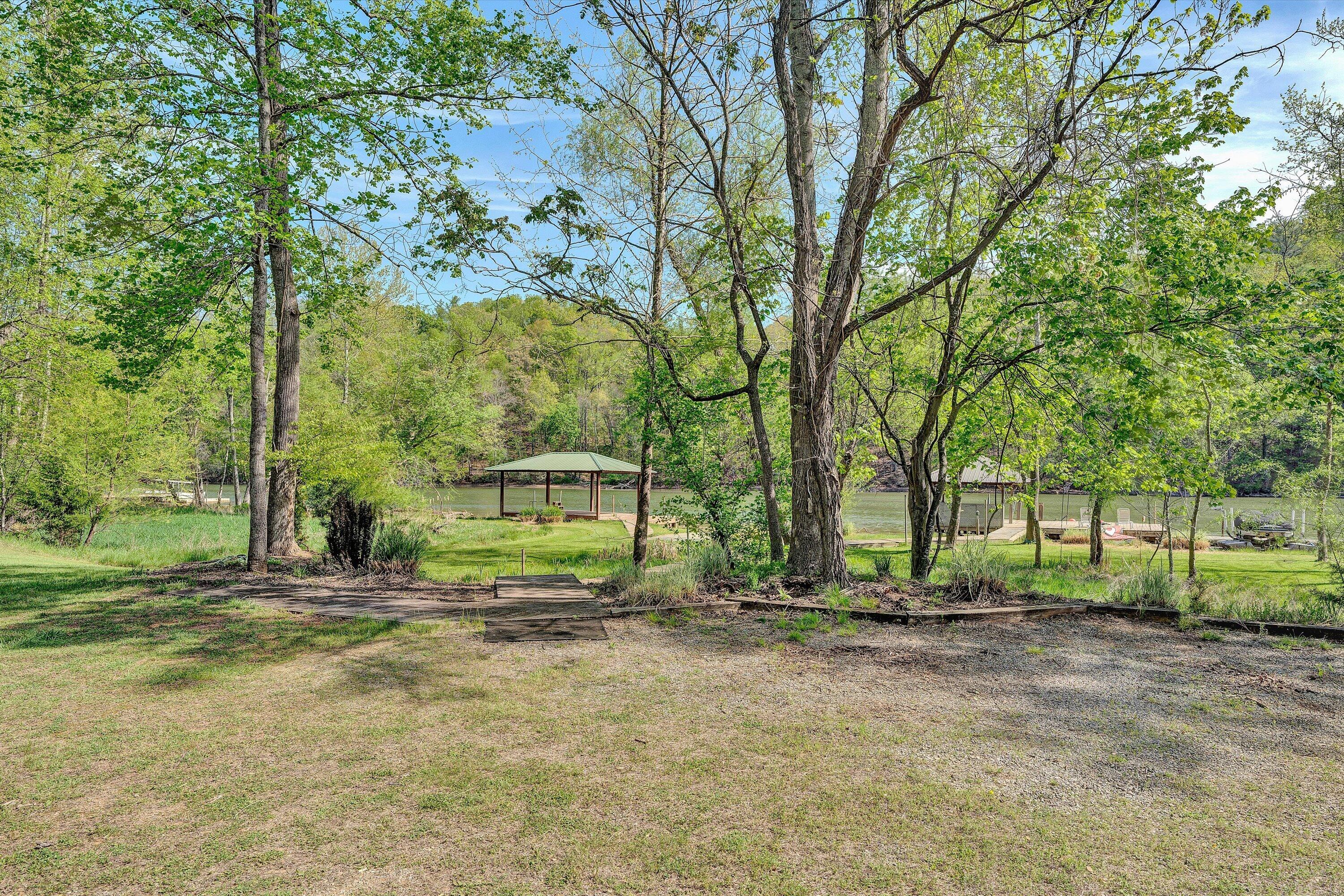 540 Lakeshore Terrace Road Hardy, VA 24101 - Photo 63 of 81 62-DSC00169