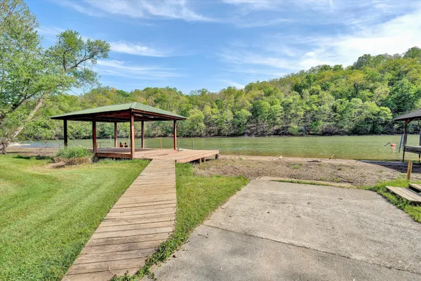 $975,000 | 540 Lakeshore Terrace Road, Hardy, VA 24101