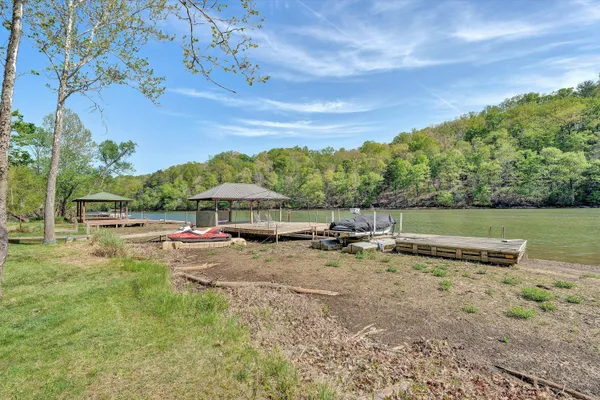 $975,000 | 540 Lakeshore Terrace Road, Hardy, VA 24101