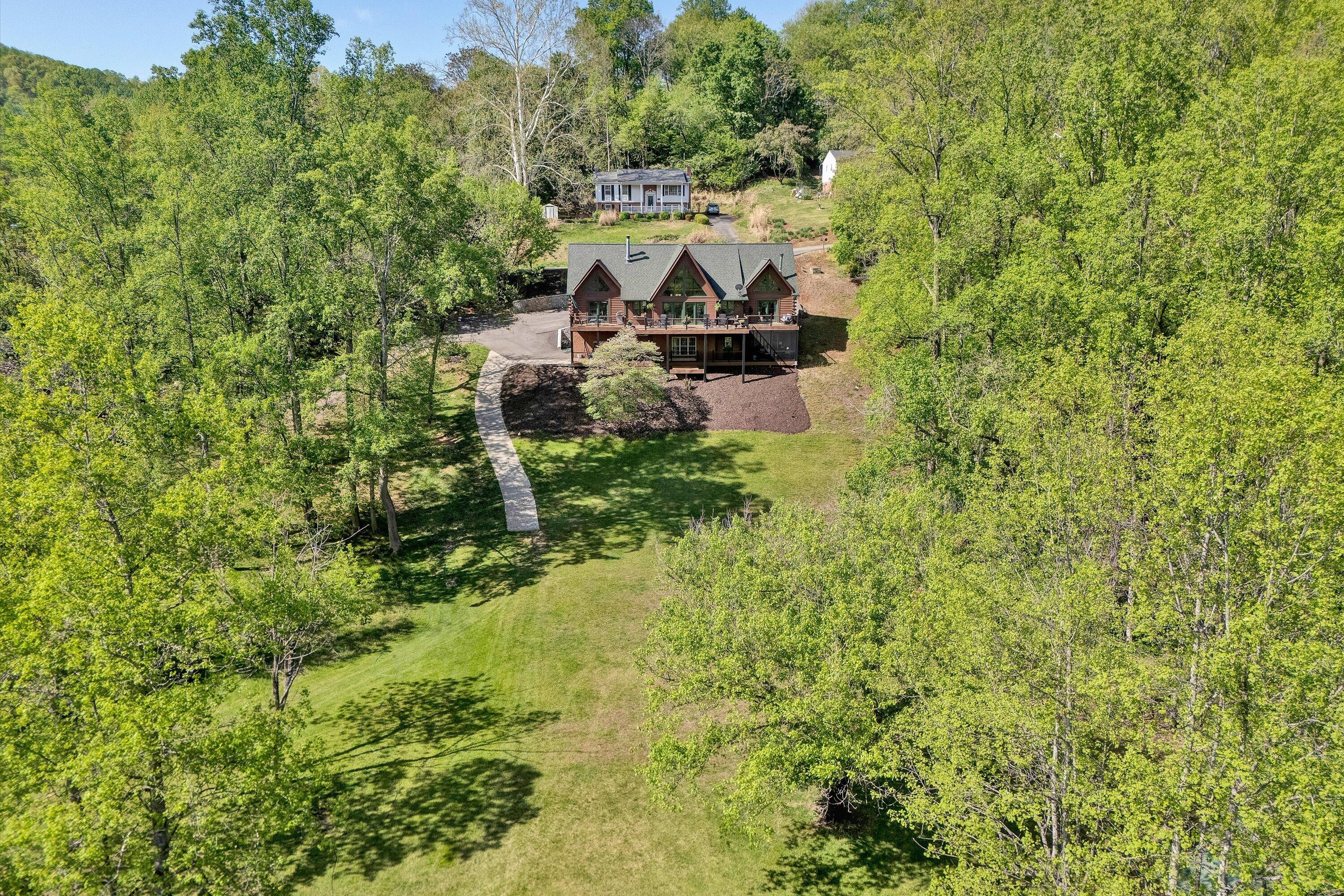 540 Lakeshore Terrace Road Hardy, VA 24101 - Photo 79 of 81 78-DJI_20260416105614_0028