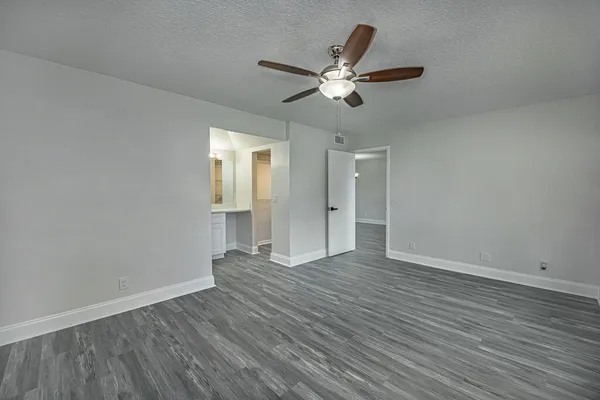 $2,400 | 829 Camino Road, Unit 206C, Delray Beach, FL 33445