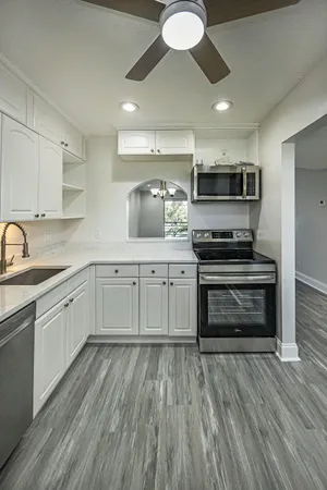 $2,400 | 829 Camino Road, Unit 206C, Delray Beach, FL 33445
