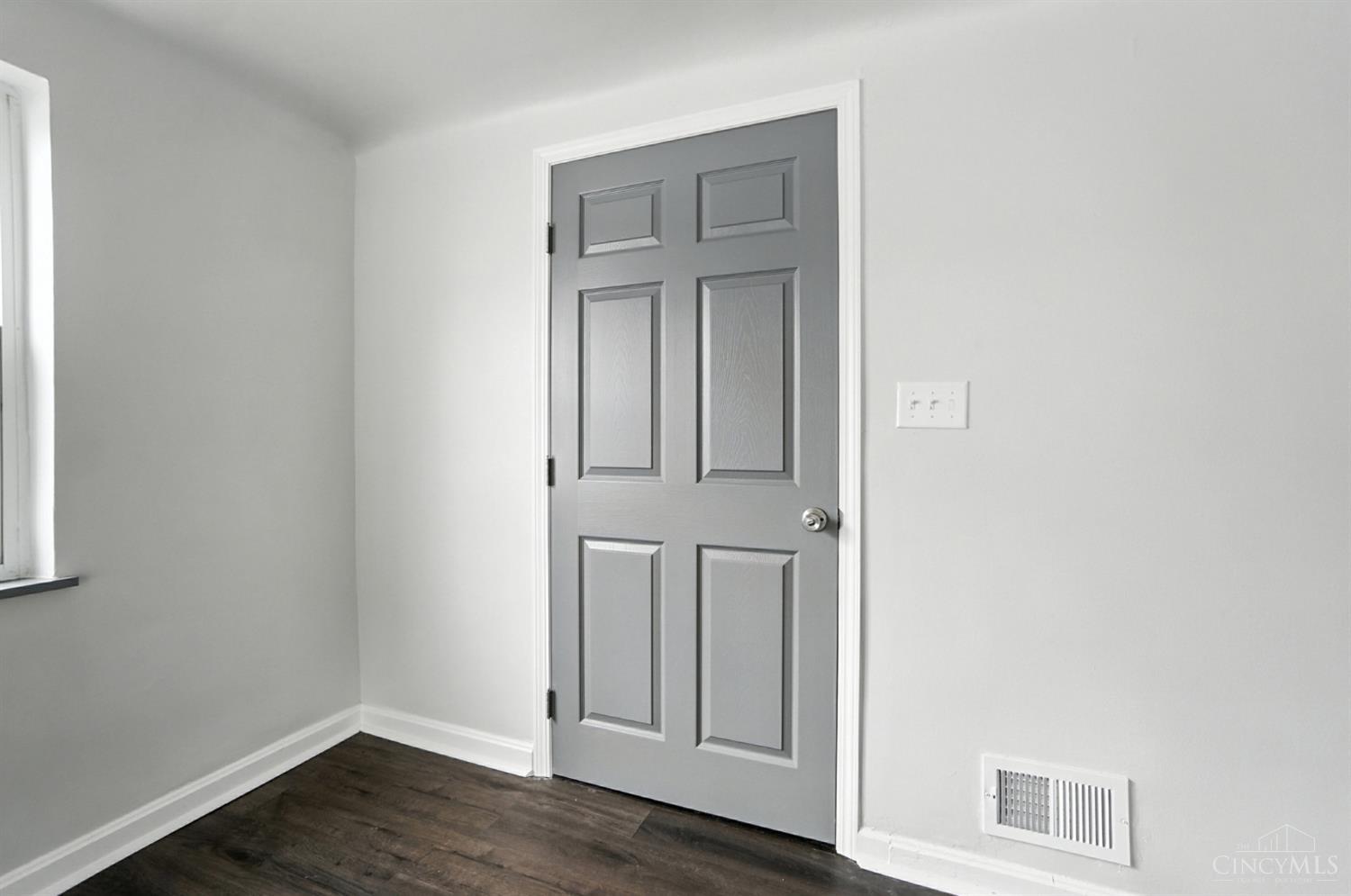 20 Clark Road Reading, OH 45215 - Photo 5 of 80 Gallery Image 5