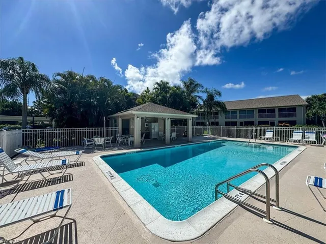 $234,999 | 338 Bradstrom Circle, Unit 102, Naples, FL 34113