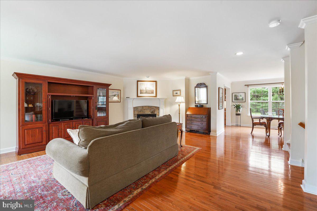 216 Avonwood Road Kennett Square, PA 19348 - Photo 4 of 35 Gallery Image 4