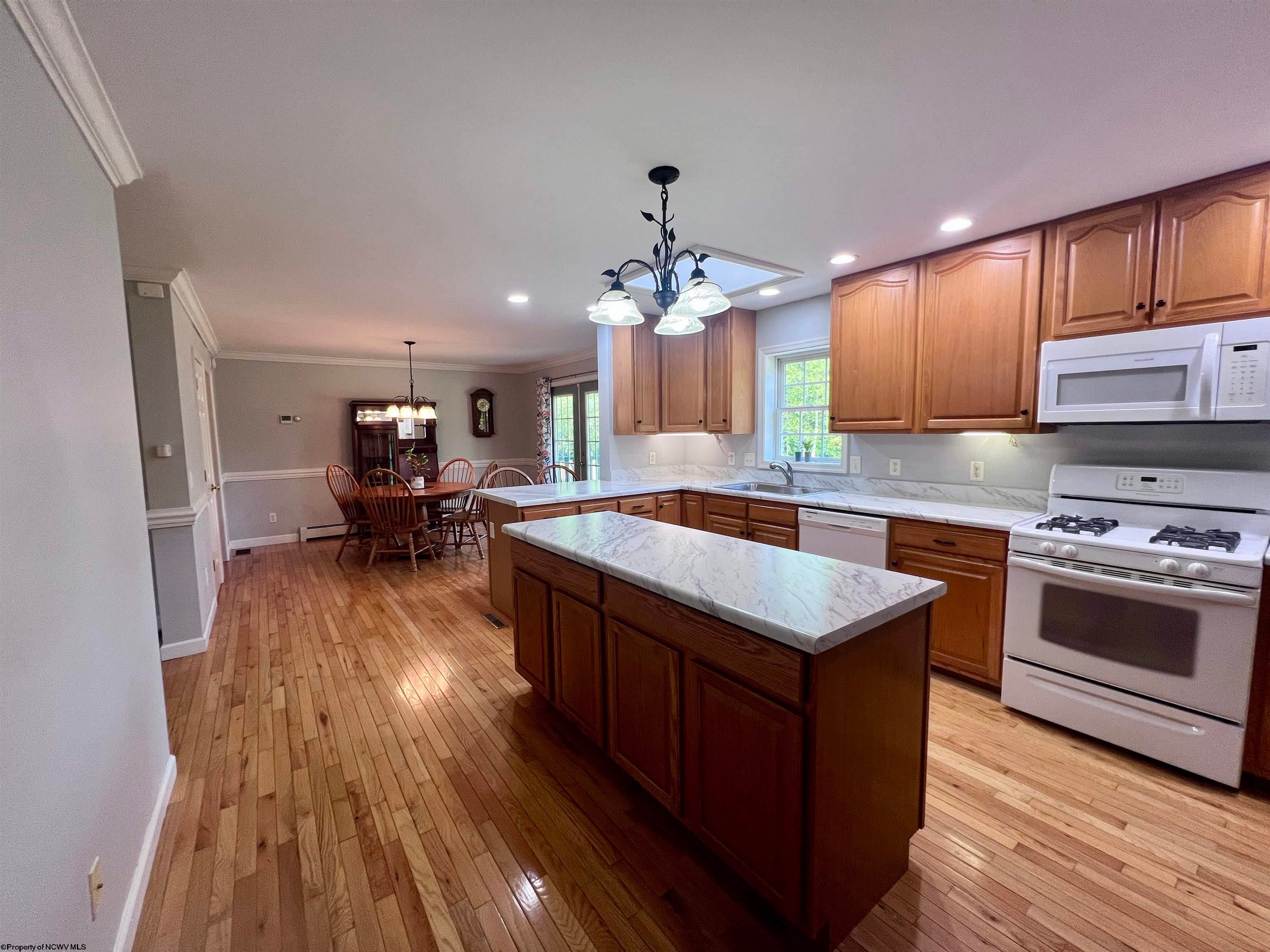 575 Weaver Road Belington, WV 26250 - Photo 9 of 37 Gallery Image 9