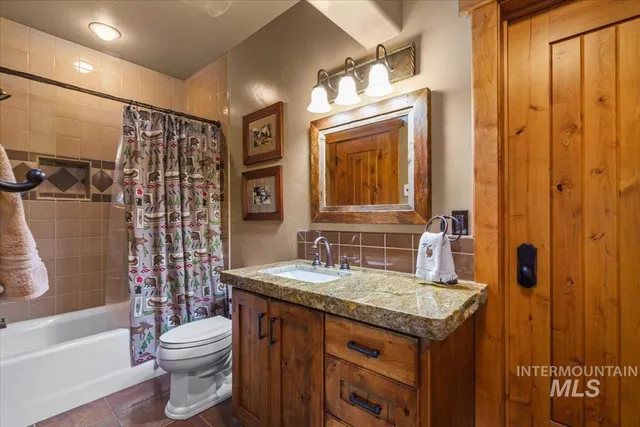 $2,650,000 | 370 Blackhawk Lake Drive, McCall, ID 83638