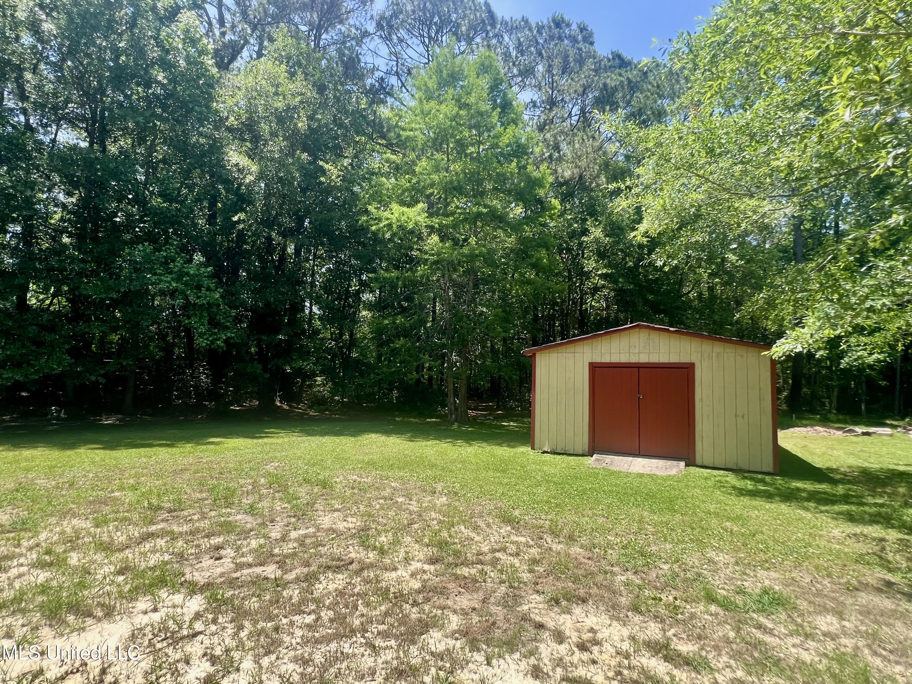 2621 Pintail Road Moss Point, MS 39562 - Photo 29 of 46 IMG_6926