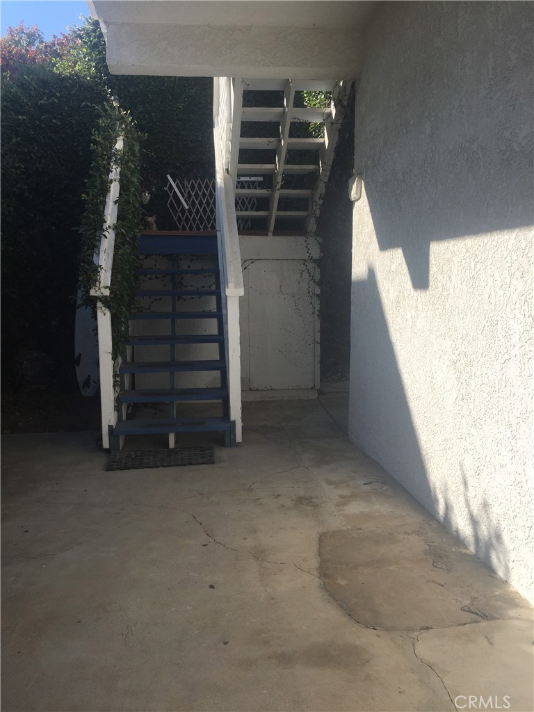 708 Delaware Street, Unit A Huntington Beach, CA 92648 - Photo 2 of 13 a view of entryway