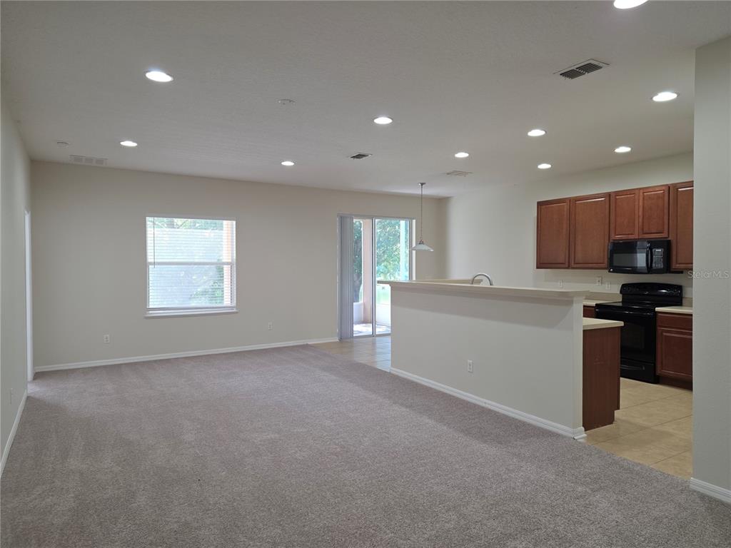 311 Rambling Circle Apopka, FL 32712 - Photo 4 of 26