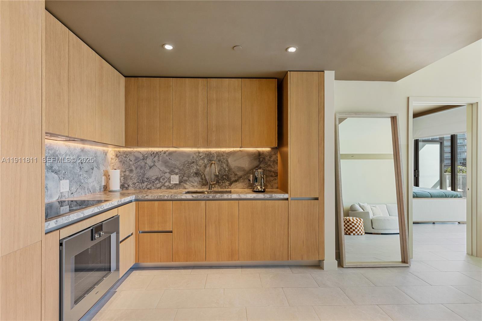 500 Alton Road, Unit 802 Miami Beach, FL 33139 - Photo 16 of 53