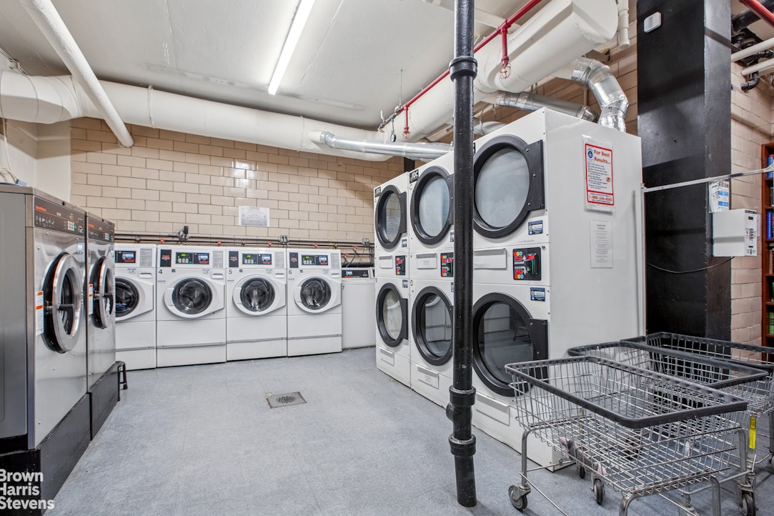 60 Remsen Street, Unit 10C Brooklyn, NY 11201 - Photo 13 of 17