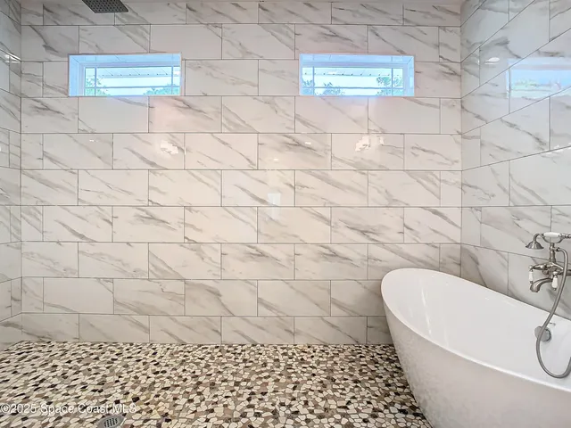 $799,950 | 6110 Brabrook Avenue, Grant, FL 32949